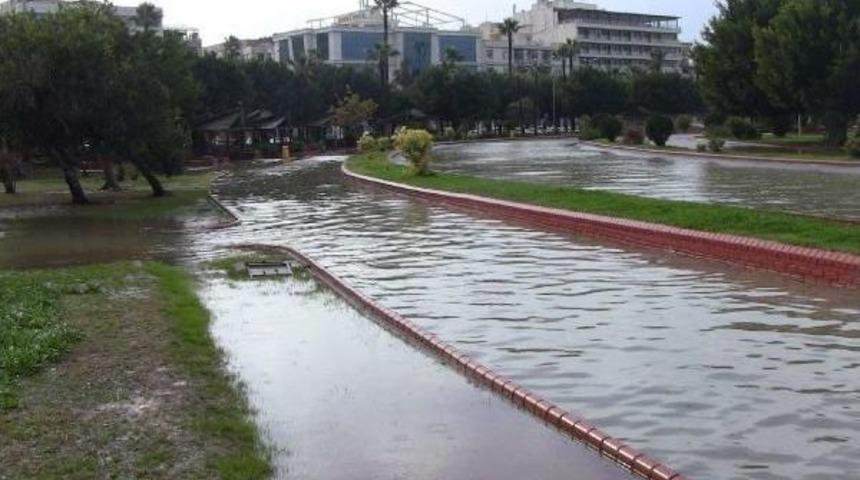 Hatay'da Sağanak Yağış (3)