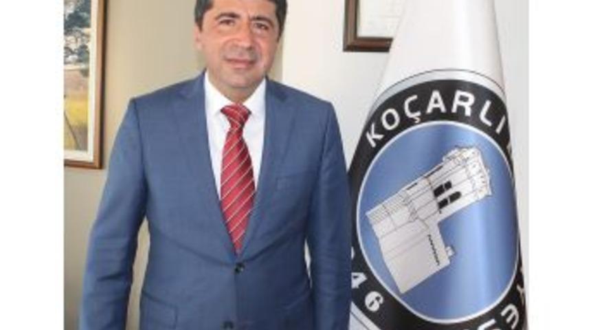 Ko&ccedil;arlı Belediye Başkanı &Ouml;zt&uuml;rk Test S&uuml;r&uuml;ş&uuml;nde Yaralandı