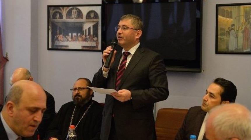 Başkan T&uuml;rkmen, Ermeni Cemaatiyle Buluştu