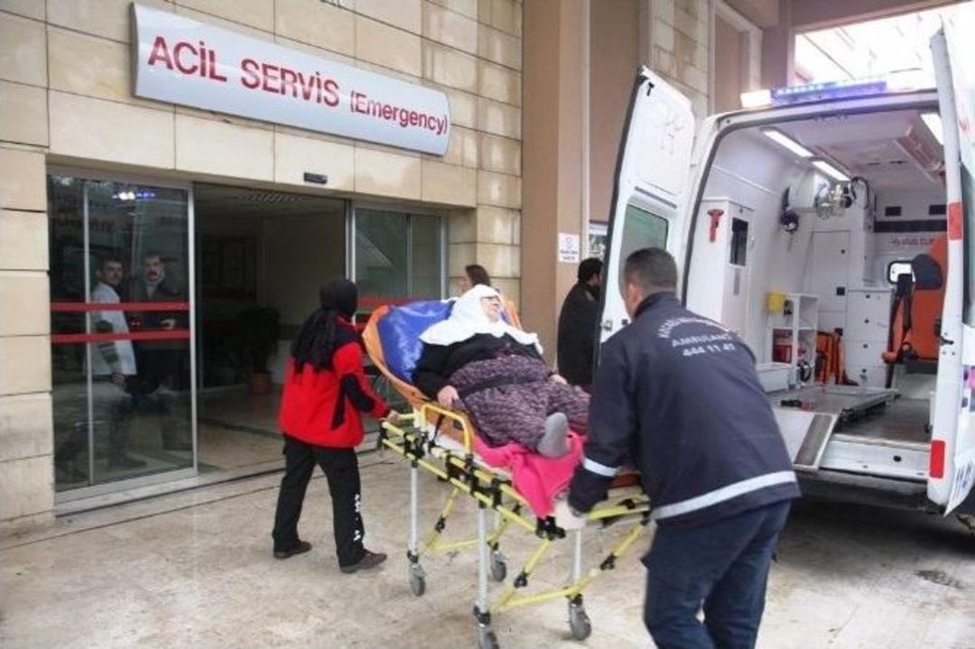 89 Yaşındaki Kadının İmdadına B&uuml;y&uuml;kşehir Belediyesi Yetişti