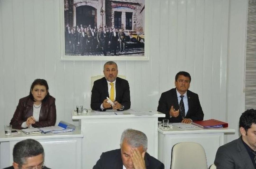 Manavgat Belediye Meclisi 2015&rsquo;in İlk Toplantısını Yaptı