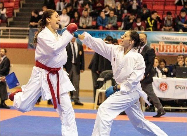 T&uuml;rk Karatesi Adım Adım İlerliyor 1