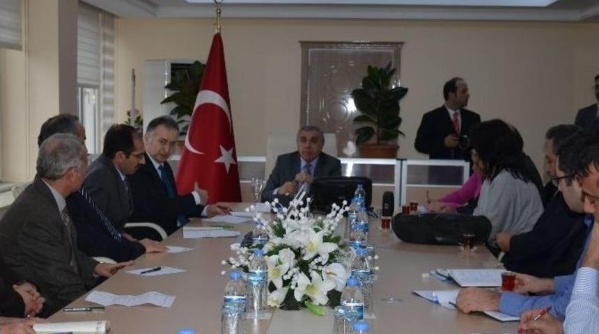 Muhtarlar Toplulaştırma &Ccedil;alışmaları Hakkında Bilgilendirildi