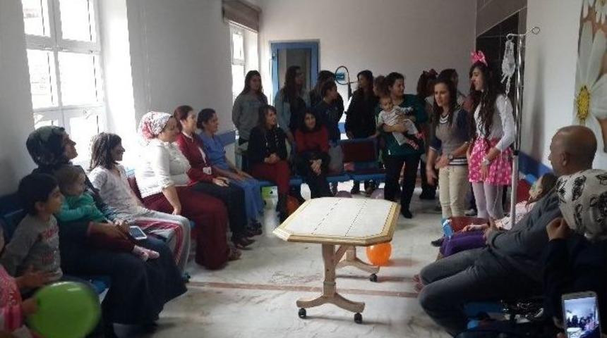 Didim&rsquo;de Hasta &Ccedil;ocukların Y&uuml;z&uuml; G&uuml;ld&uuml;r&uuml;ld&uuml;