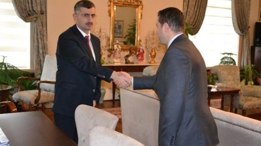 Vali Bektaş&rsquo;a Ayhan Korkmaz&rsquo;dan Ziyaret