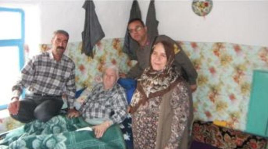 Jandarmadan Yaşlılara Evinde Ziyaret