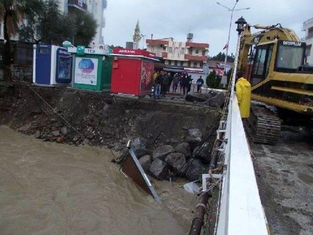 Hatay'da Sağanak Yağış (4)