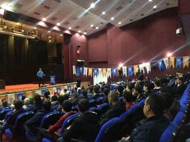 Elazığ’da Gençlik Ve Siyasette İletişim Semineri 1