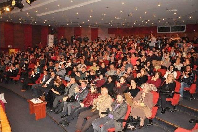 Nazilli’de ’telden Dile Türkülerimiz’ Konseri Beğeni Topladı