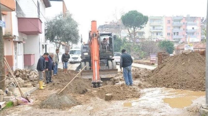 Nazilli&rsquo;de Belediye Ekipleri K&ouml;t&uuml; Kokuyu Kaynağından Giderdi