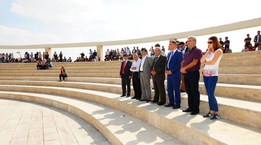 Amfi Tiyatroda İlk Etkinlik