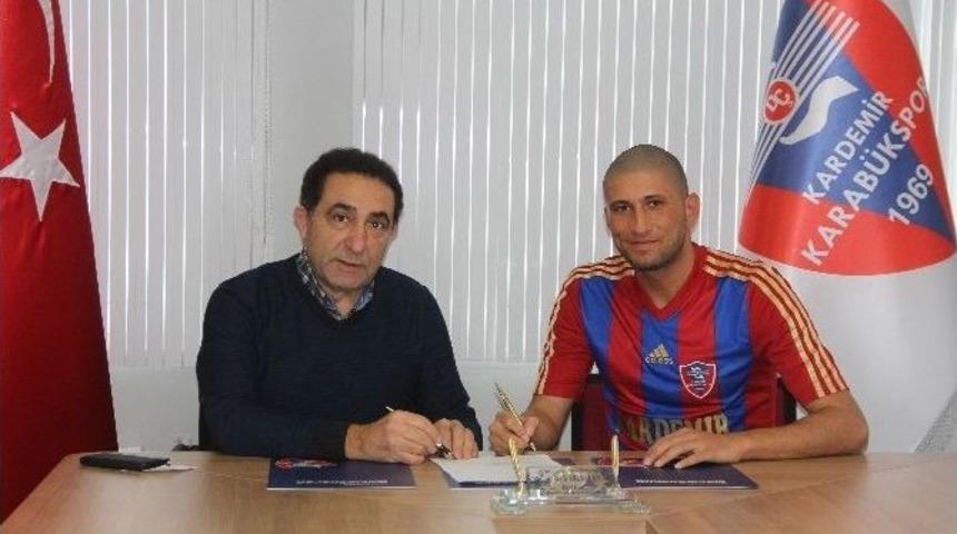 Karab&uuml;kspor&rsquo;da Fatih Candan İmzayı Attı