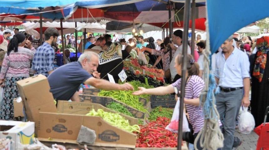 Ev Hanımlarını Kışa Hazırlık Telaşı Sardı