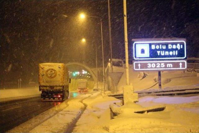 Bolu Dağı'nda Kar Yağışı (4)