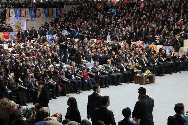 Başbakan Davutoğlu, Ak Parti Erzincan İlçe Kongresi’nde