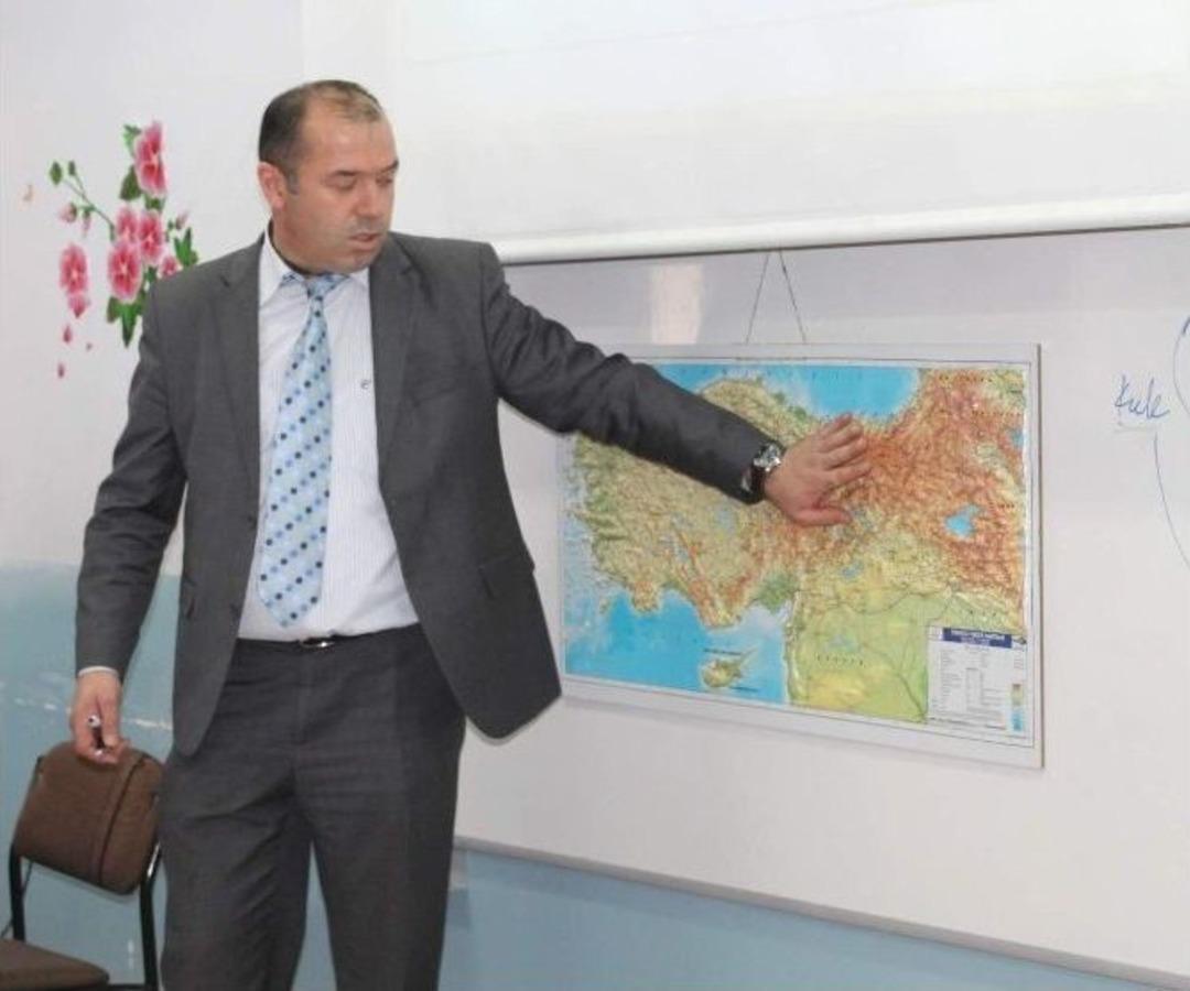 (&ouml;zel) Azmiyle Okuttu &Ouml;ğrencilerine &Ouml;rnek Oluyor