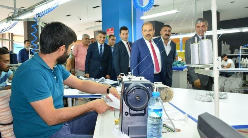 Vali Ustaoğlu: &ldquo;en B&uuml;y&uuml;k Silahımız, Birlik Ve Beraberliğimiz Olacak&rdquo;