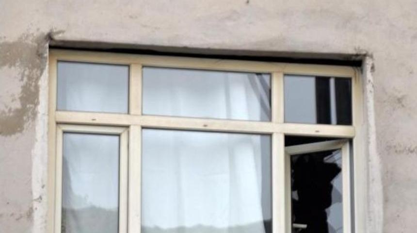 DİYARBAKIR'DA YAŞLI &Ccedil;İFT SOBADAN ZEHİRLENDİ