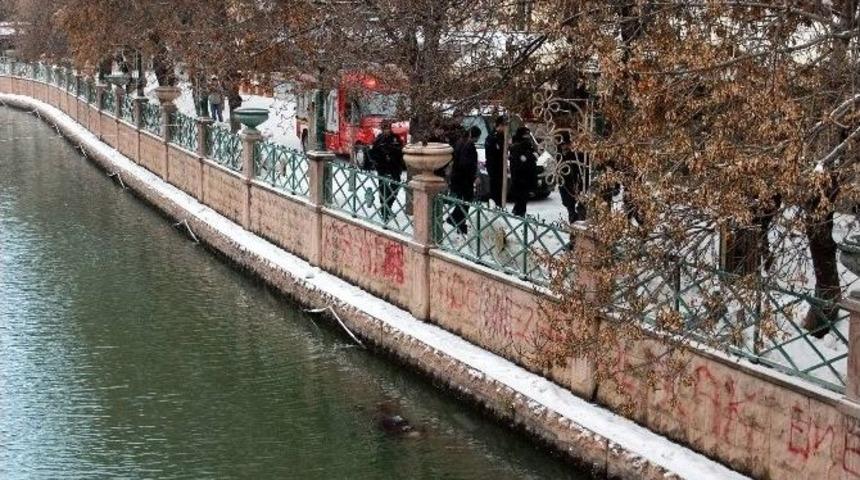 Porsuk&rsquo;ta Erkek Ceseti Bulundu