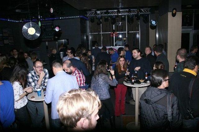 Öğretmenler Aloft Bursa’da Oldies Partisi’nde Buluştu 1