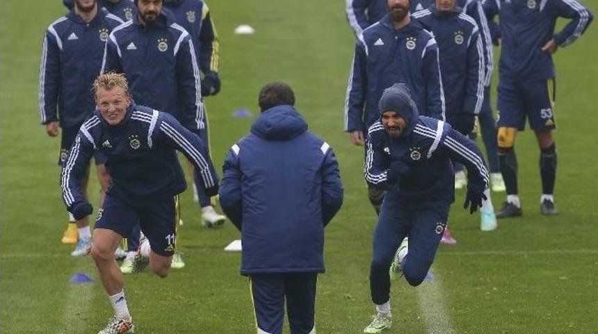 Fenerbah&ccedil;e, Bursaspor Ma&ccedil;ı Hazırlıklarını Tamamladı