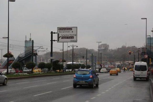 SİRKECİ YAYA ÜSTGEÇİDİ KALDIRILDI 2