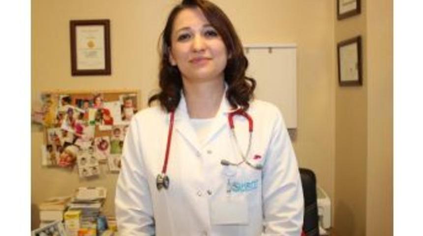 Dr. Ayta&ccedil;: &Ccedil;ocuğu Terletme, Hasta Etme