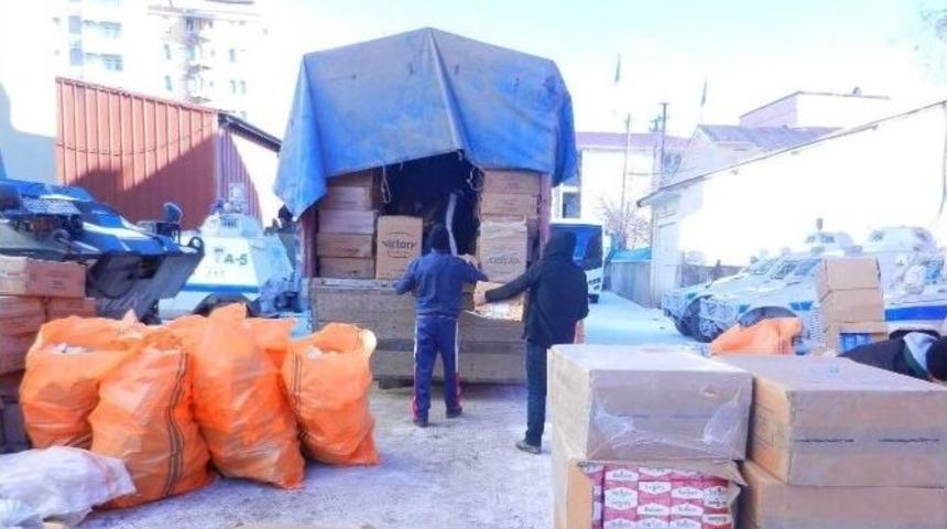 Hakkari&rsquo;de 475 Bin 500 Paket Ka&ccedil;ak Sigara Ele Ge&ccedil;irildi
