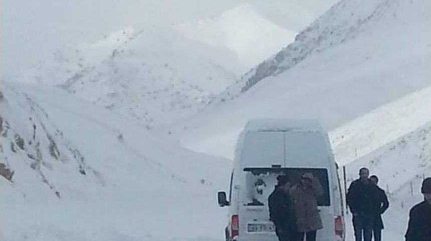 &Ccedil;atak&rsquo;ta &Ccedil;ığ D&uuml;şt&uuml;