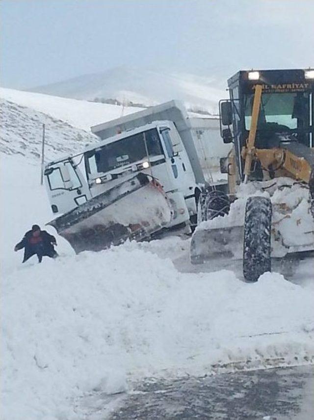 Çatak’ta Çığ Düştü