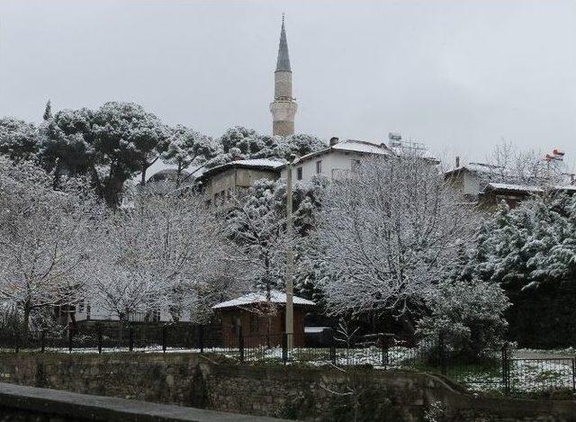 Ödemiş’te Kartpostal Gibi Kar Manzaraları