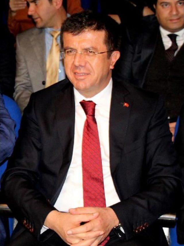 BAKAN ZEYBEKCİ: BİR ZAMANIN ORAK ÇEKİÇLİLERİ ŞİMDİ MİLLİYETÇİLİK TASLIYOR