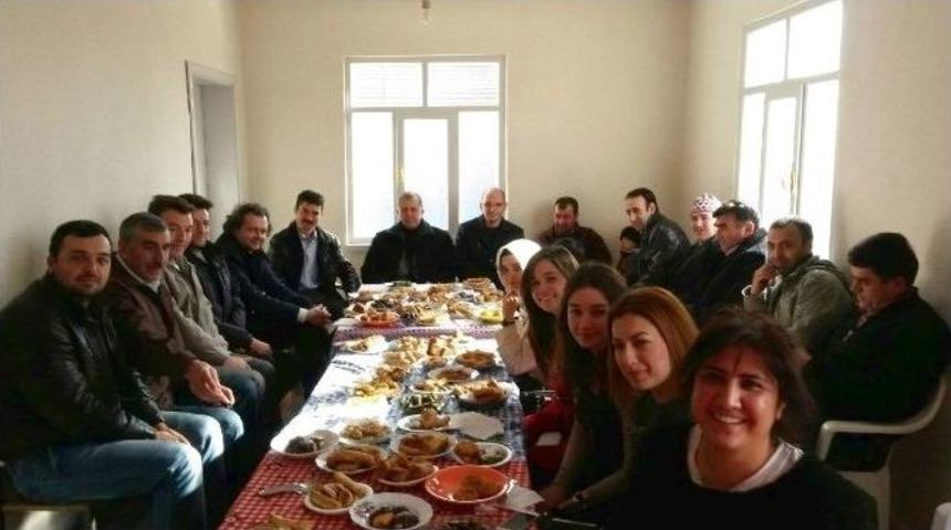 Velilere G&uuml;venli İnternet Eğitimi