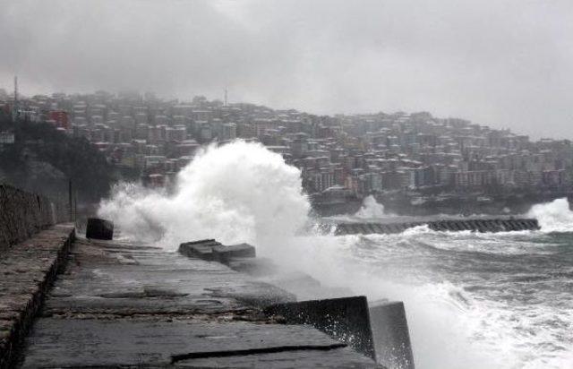 Zonguldak'ta Şiddetli Rüzgar Ve Kar