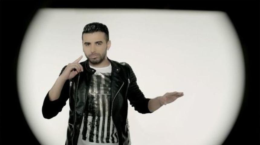 Gen&ccedil; Şarkıcı Emrah &Ouml;z M&uuml;zik Piyasasına Hızlı Girdi