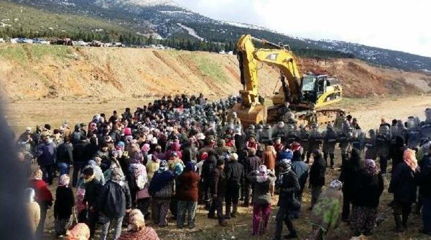 Taş Ocağı Eyleminde Olaylar &Ccedil;ıktı