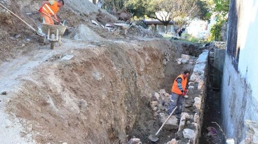 Bodrum Belediyesi &Ccedil;alışmaları S&uuml;rd&uuml;r&uuml;yor