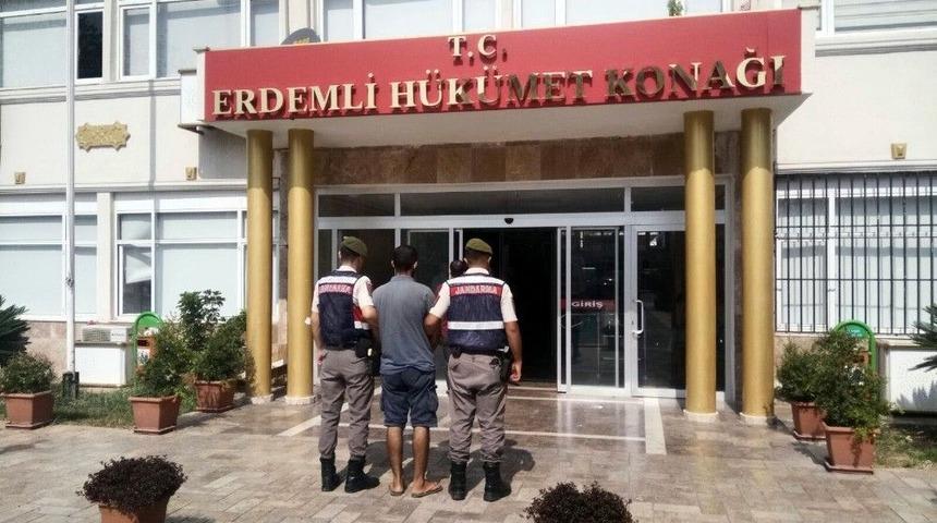 15 Yıl Hapis Cezası Bulunan Firari Şahıs Anamur&rsquo;da Yakalandı