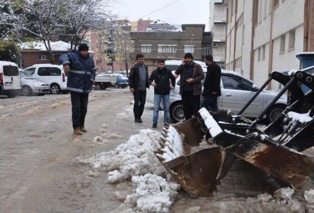 İslahiye'de Okullara 1 Günlük Kar Tatili