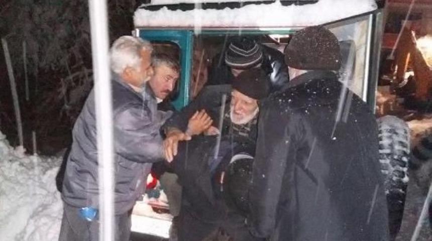 Ordu'da 330 Mahalle Yolu Kar Nedeniyle Ulaşıma Kapandı