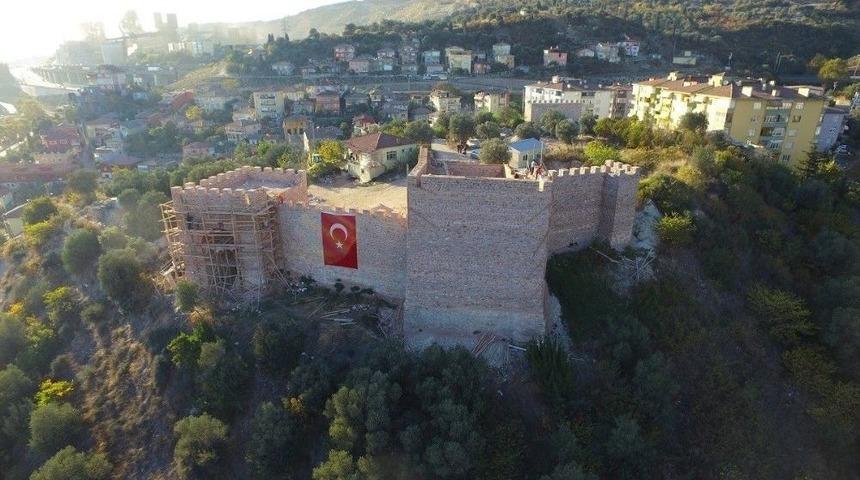 Hereke, Turizmcilere G&ouml;z Kırpıyor