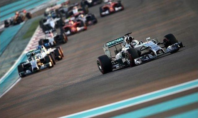 Formula 1’de Dünya Şampiyonu Hamilton