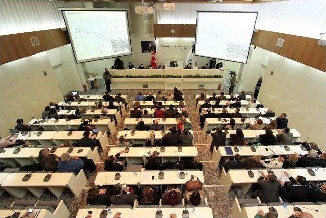 Konak&rsquo;ta Ara&ccedil; Filosuna Rekor Yatırım 2