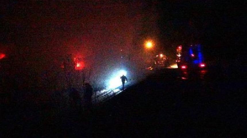 Kars'ta Tarihi Değirmen Yandı