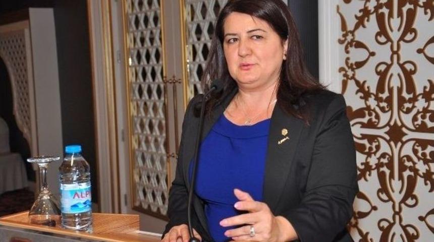 Emlak&ccedil;ılarda, Yasa Tasarısı Heyecanı