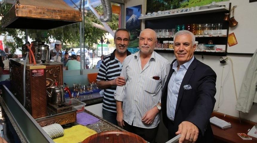 Nil&uuml;fer&rsquo;de Taksi Durakları Tek Tip Oluyor