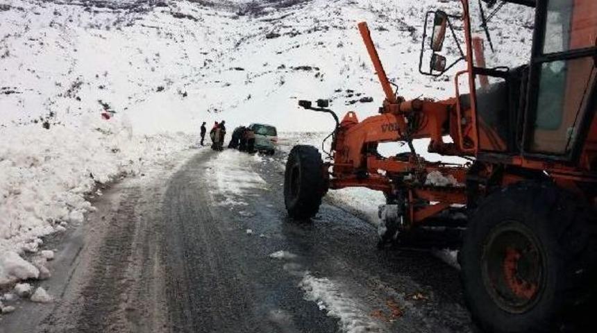 Doğu Ve G&uuml;neydoğu'da Beyaz Esaret