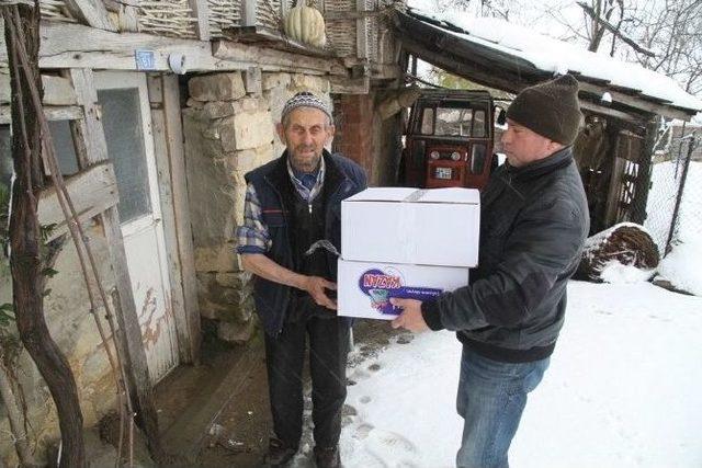 B&uuml;y&uuml;kşehir İhtiya&ccedil; Sahiplerine Yemek Dağıttı 2