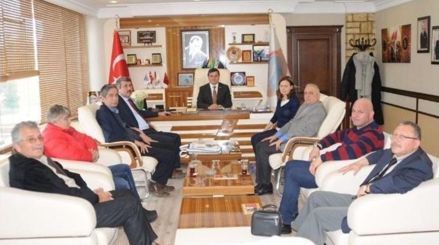 Kent Konseyi Başkanı Lokmanoğlu&rsquo;ndan, Başkan T&uuml;re&rsquo;ye Ziyaret