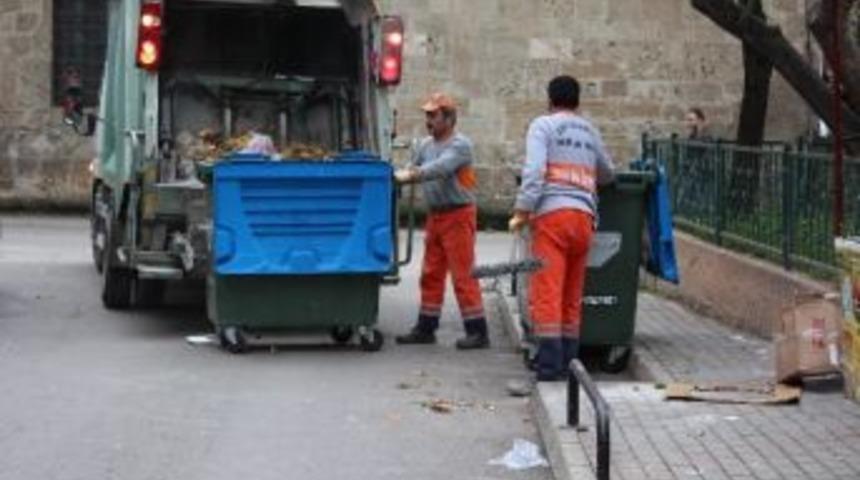 İzmit&rsquo;te Bir Yılda 106 Bin Ton &Ccedil;&ouml;p Toplandı